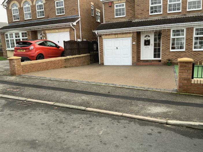 After image of Brittnet Bronze resin driveway Pontefract